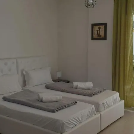 Aparthotel Magyar Qerret *